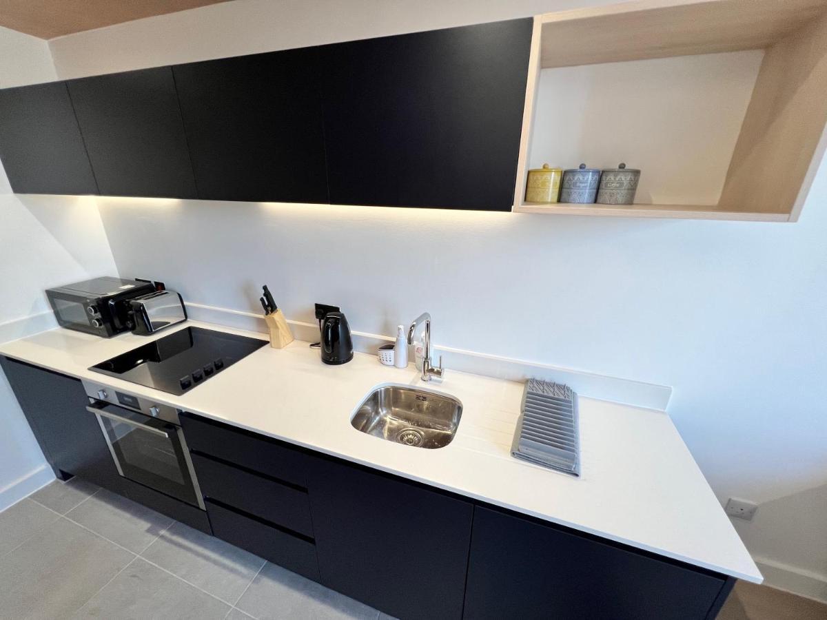Two Bedrooms Exquisite En-Suite Apartment Deansgate 曼彻斯特 外观 照片