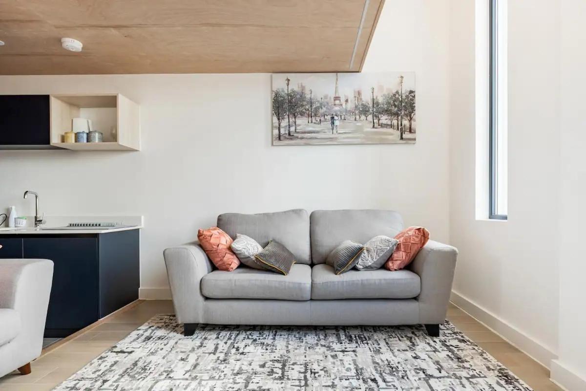 Two Bedrooms Exquisite En-Suite Apartment Deansgate 曼彻斯特 外观 照片